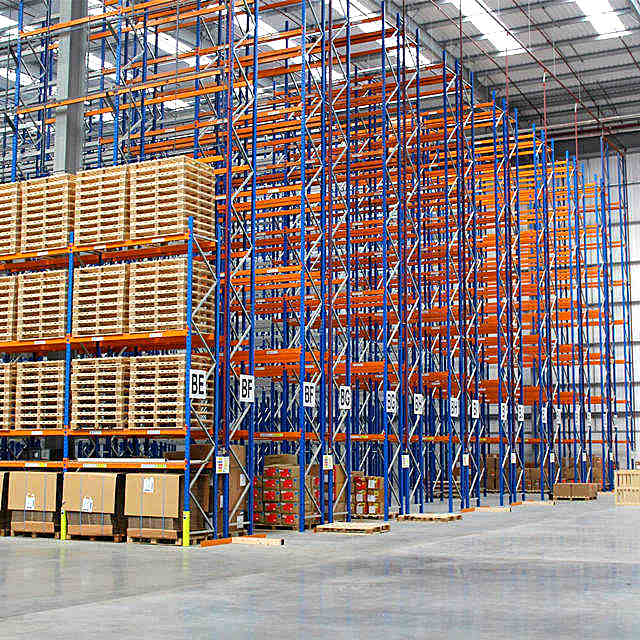 Adjustable Very Narrow Pallet Racking with VNA Forklift for Storage Solution