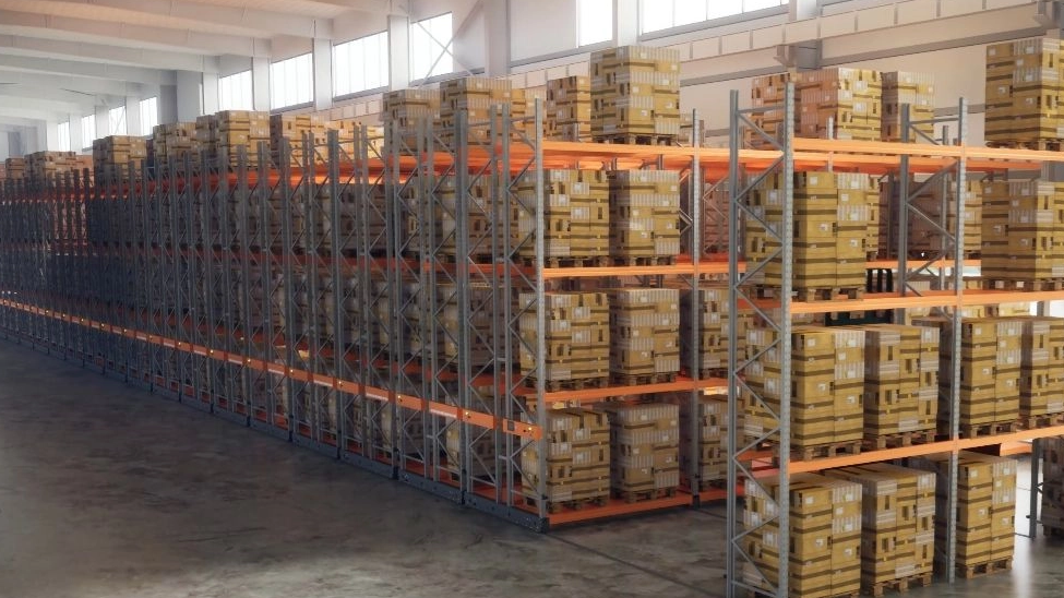 Mobile Racking with 18 Mobile Columns And 1216 Pallets